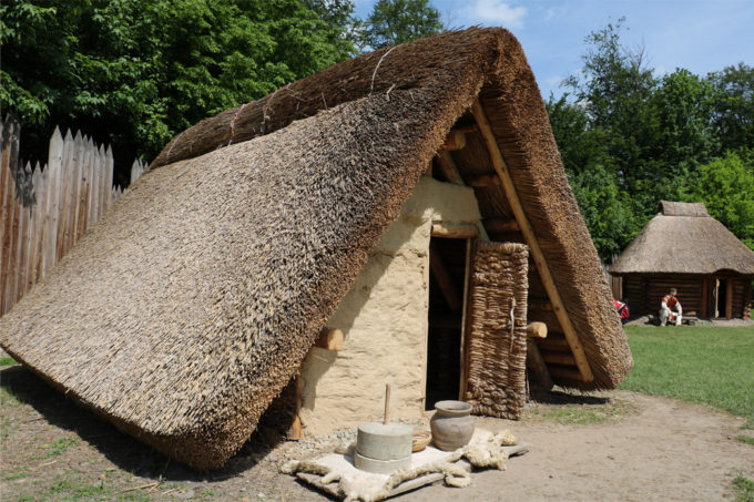 (Česky) Den dětí u Slovanů